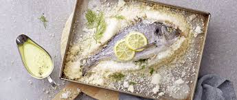 Oktober: Dorade in Salzkruste